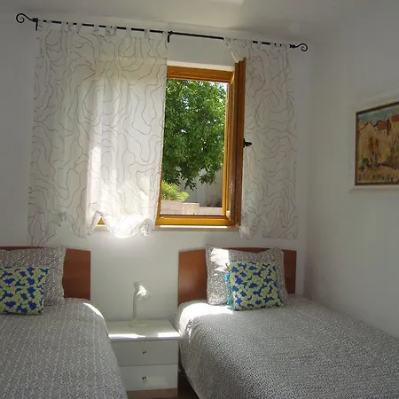 Vesna 1 Apartamento *