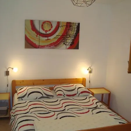 Vesna 1 Apartamento *